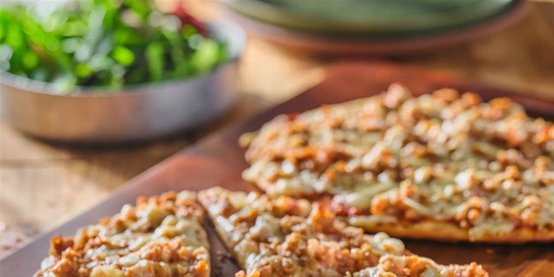 Easy Sausage Flatbread